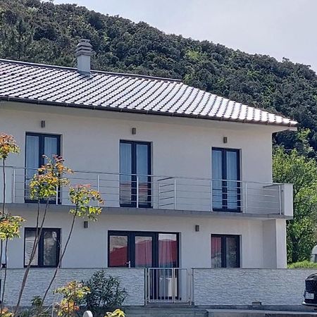 Holiday Apartments Cecilija Супетарска-Драга Экстерьер фото