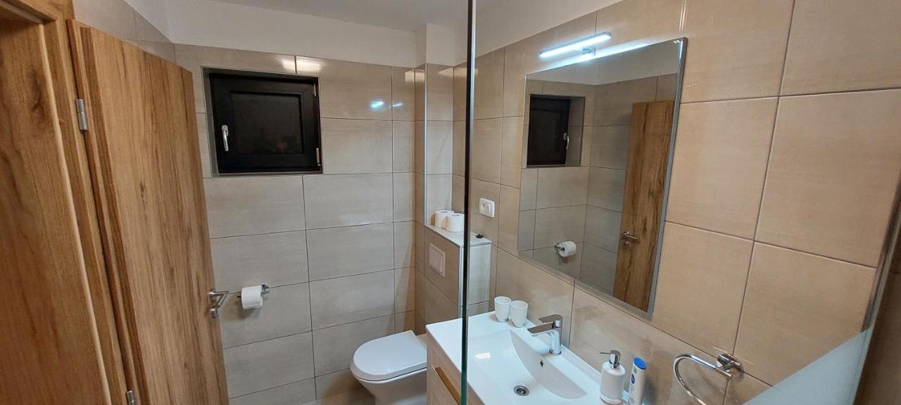 Holiday Apartments Cecilija Супетарска-Драга Экстерьер фото