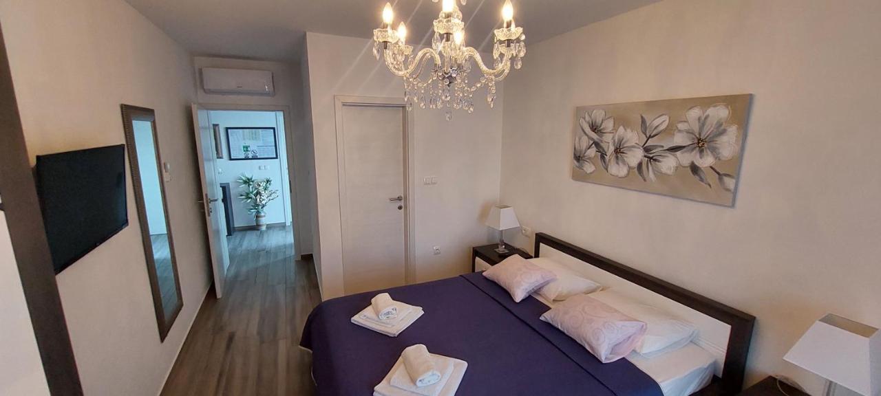 Holiday Apartments Cecilija Супетарска-Драга Экстерьер фото