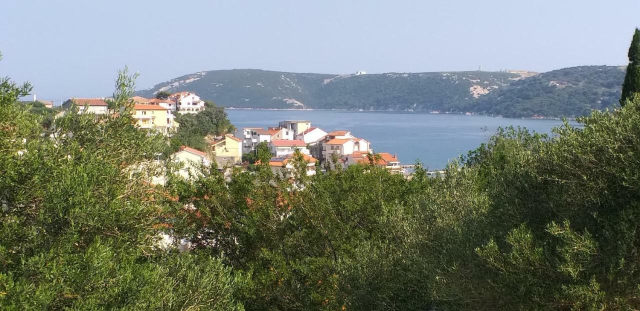 Holiday Apartments Cecilija Супетарска-Драга Экстерьер фото